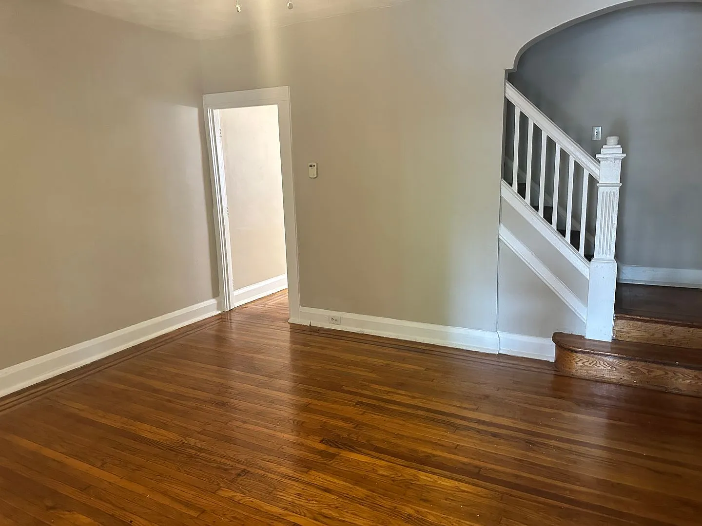 Spacious Rooms! Finished Basement! W/D! Available Now! — Photo 2