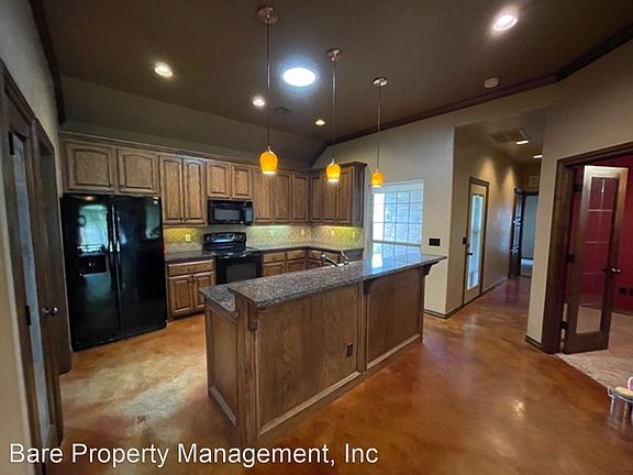 5th image of 1820 Cedar Creek Ct