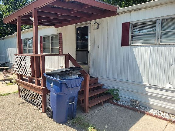 2nd image of 4625 S Seneca St Lot 2