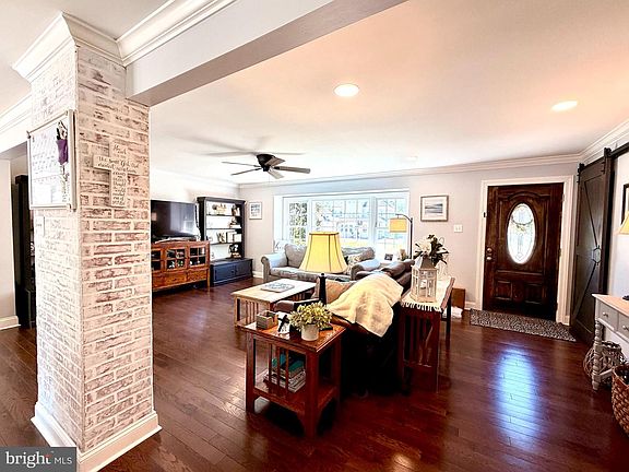 3rd image of 219 Prospect Ave