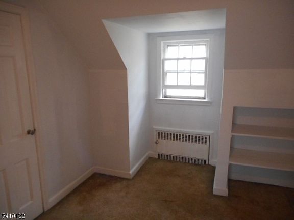 5th image of 52 E Sumner Ave