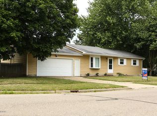 2311 Chaparral St, Kalamazoo, MI 49006