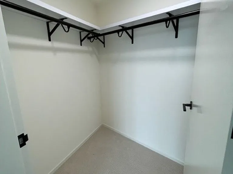1000 Auahi St #1607 — Photo 12