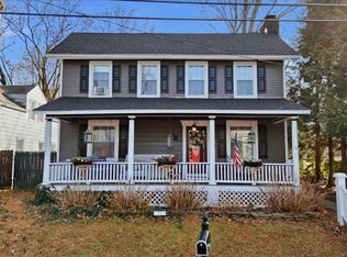 53 Brunswick Ave, Bloomsbury Boro, NJ 08804