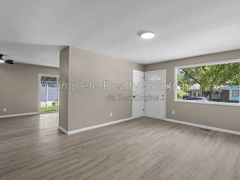 10417 Prince Dr — Photo 8