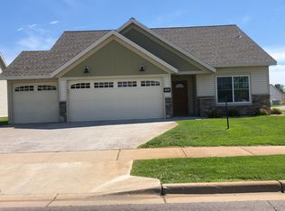1804 Oban Dr, Saint Cloud, MN 56303