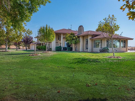 4th image of 14430 Killarney Dr