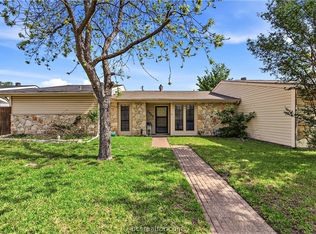 2523 Longmire Dr, College Station, TX 77845