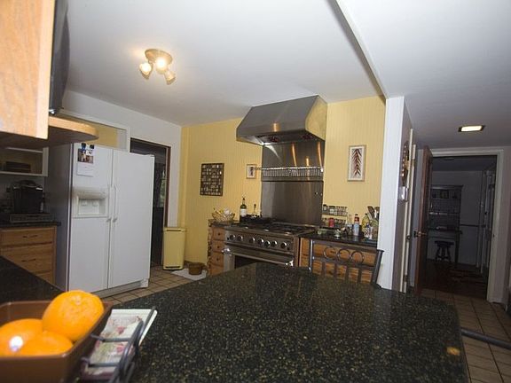 4th image of 7210 Westboro Pl