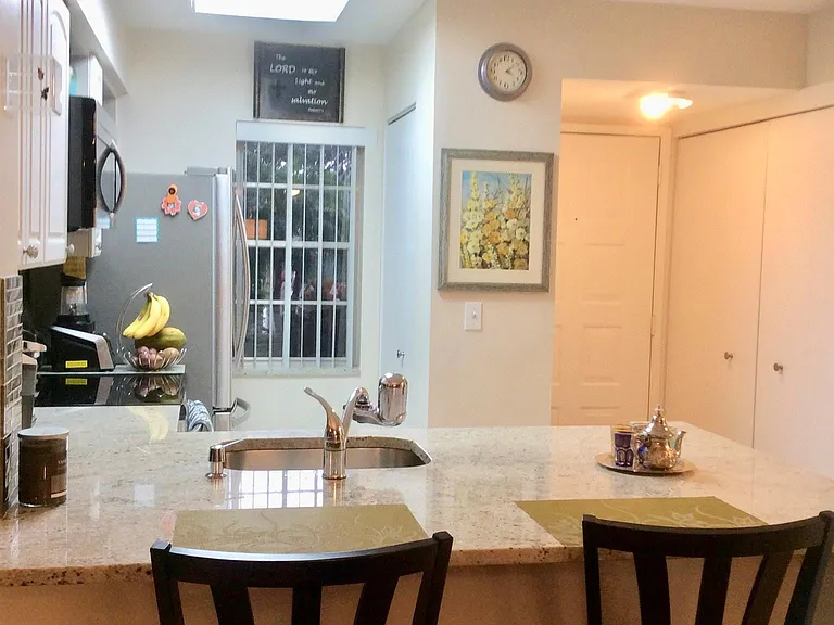 2220 N Cypress Bend Dr #104 — Photo 3
