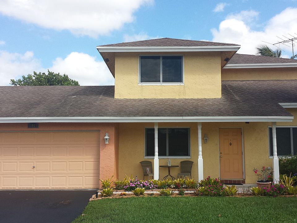 1st image of 11921 NW 39th St