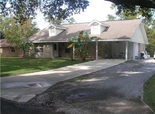 1013 Daniel St, Waveland, MS 39576