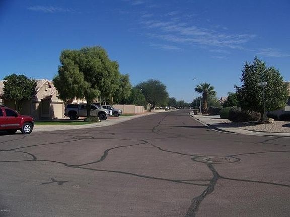 3rd image of 13580 N 78th Dr