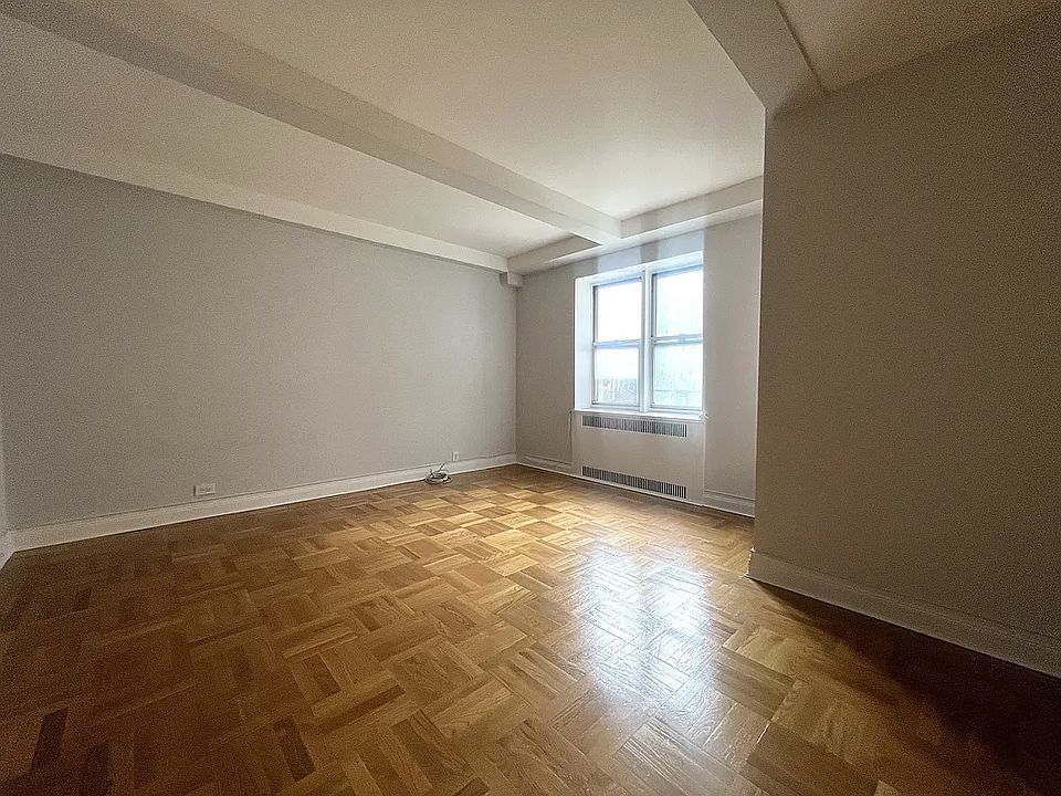 1st image of 2643 Sedgwick Ave #20