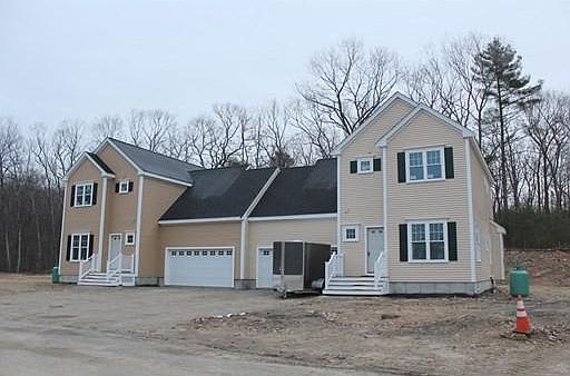 4th image of 28 Brookfield Ln #28