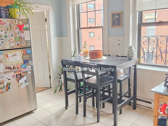 4th image of 40 Cooper St #3L