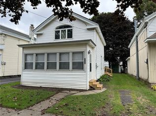 221 W 7th St, Oswego, NY