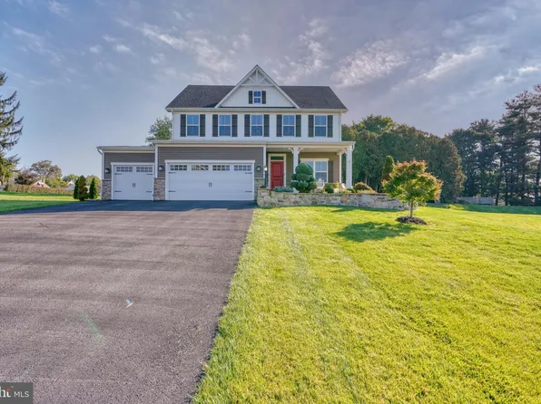 15 Donald Dr, Shrewsbury, PA 17361