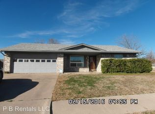 7201 NW Kingsbury Ave, Lawton, OK 73505