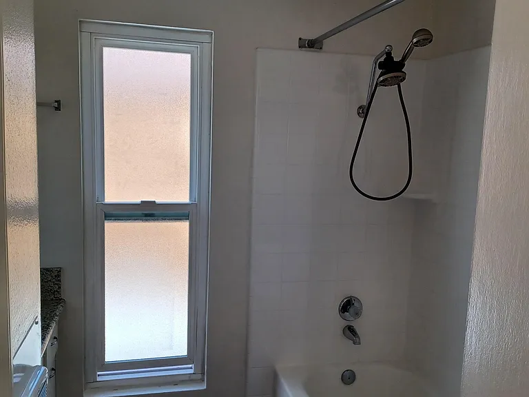 Huntington Garden Apartments — Photo 56