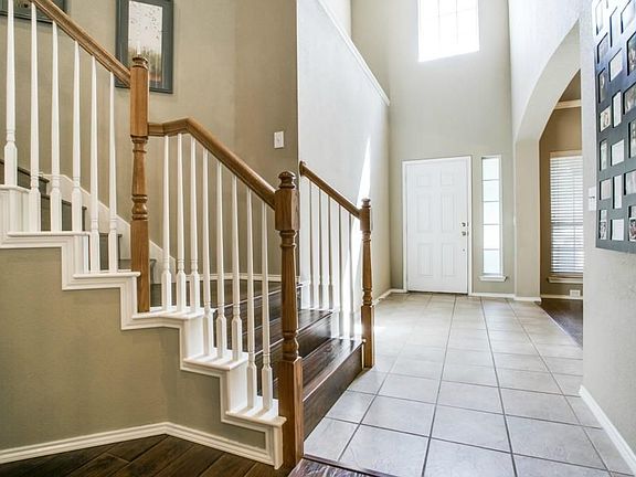 2nd image of 2711 Eganridge Ln