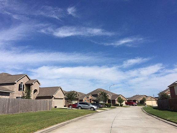 5th image of 10202 N Pine Ivy Ln