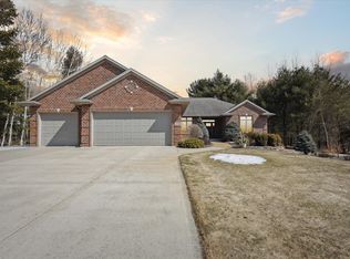 4306 Thorn Hill Trl, Green Bay, WI 54313