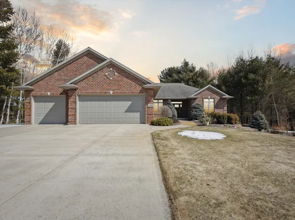 4306 Thorn Hill Trl, Green Bay, WI 54313