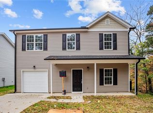 3368 Tinley Park Dr, Winston Salem, NC 27107