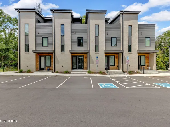 2942 All Saints Way, Knoxville, TN 37920