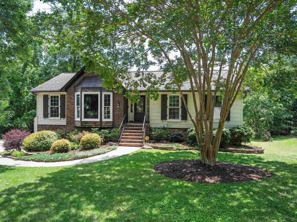 5525 Hunters Hill Rd, Birmingham, AL 35210