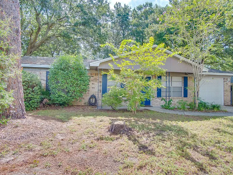 386 Quigley Rd — Photo 3