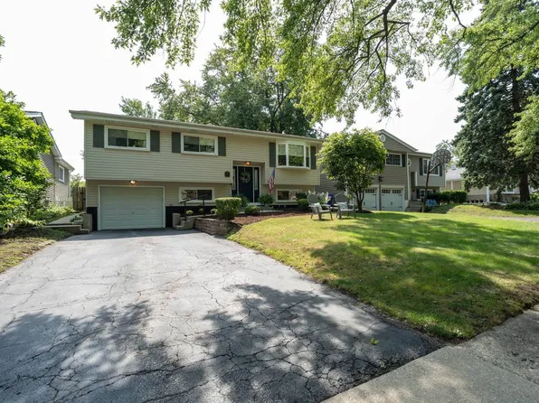 1214 Wilson Ave, Wheaton, IL 60189
