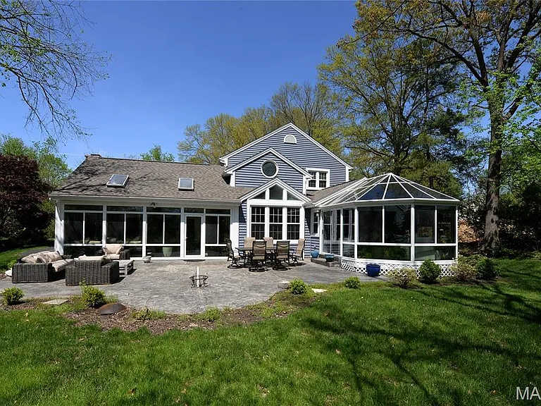 1306 S Geyer Rd — Photo 59