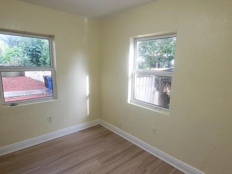 1708 NW 9th Ave #A — Photo 19