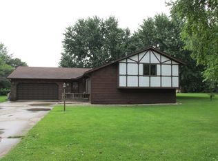 315 S Locust St, Wenona, IL 61377