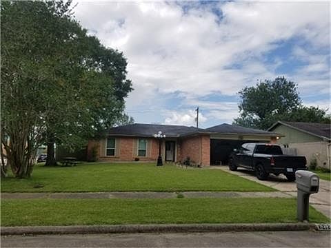 1st image of 6212 Brookdale Dr