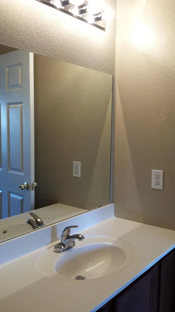 Master bathroom - 9630 Copper Rock