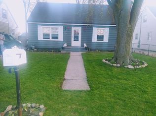 639 Ramona Ter, Machesney Park, IL 61115