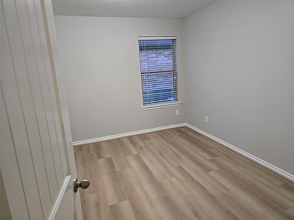 5th image of 18306 Sonora Brook Ln