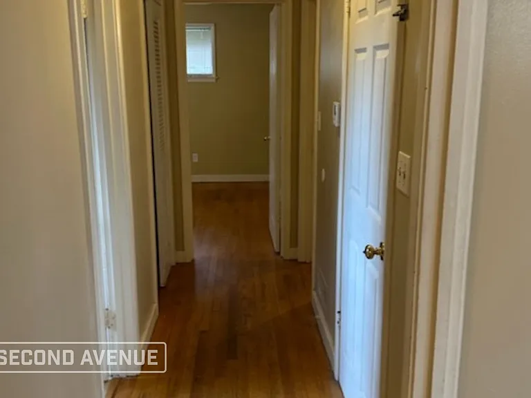 957 Hickory Cir — Photo 7