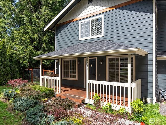 3rd image of 4220 NE Totem Place
