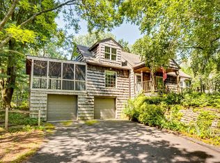616 Hall Ave, White Bear Lake, MN 55110