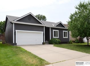 14909 Redman Ave, Omaha, NE 68116