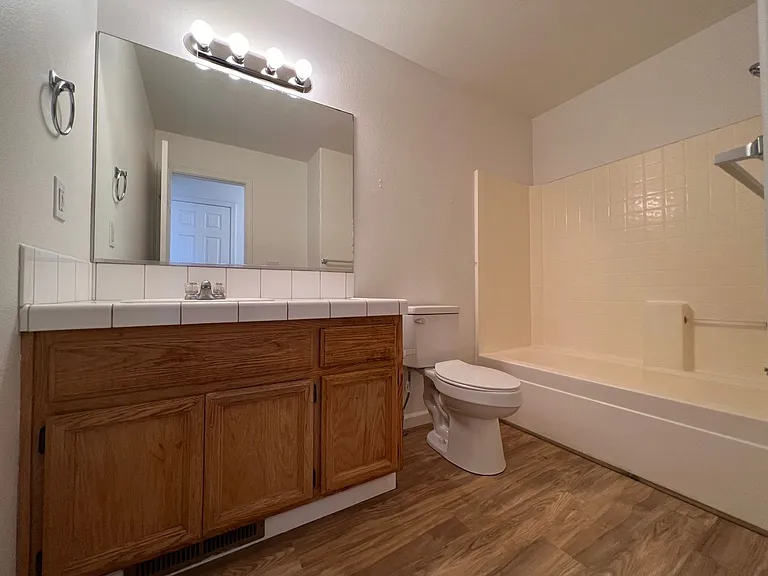 757 Tamsen Rd — Photo 11