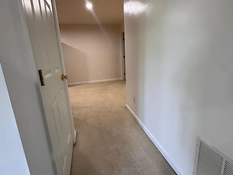 17754 Avenel Ln — Photo 19