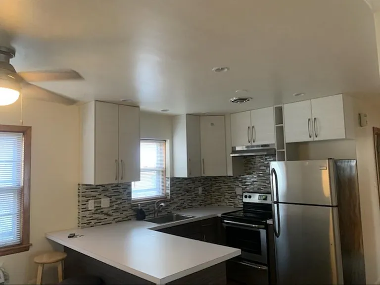 2709 N 74th Ave #1E — Photo 2