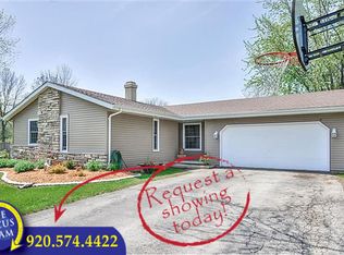 2523 Palisades Dr, Appleton, WI 54915