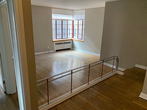 5th image of 2378 Euclid Heights Blvd #4D