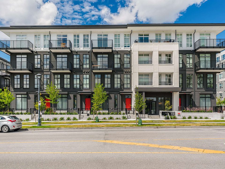1st image of 13933 Boulevard 207 #105